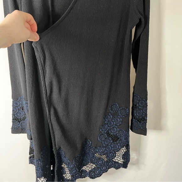 Soft Surroundings Womens Lucy Topper Twilight embroidered ribbed cardigan Size M - Picture 4 of 11